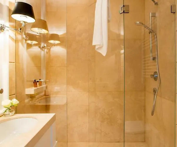 Residenza B 4*